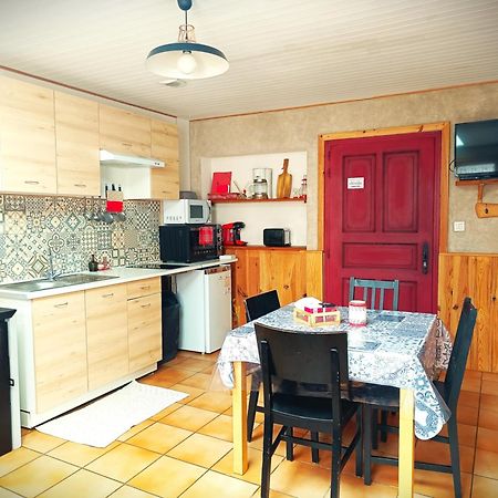 Gite Ha-Py Chalet Campan Luaran gambar