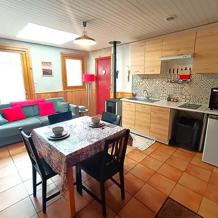 Gite Ha-Py Chalet Campan Luaran gambar