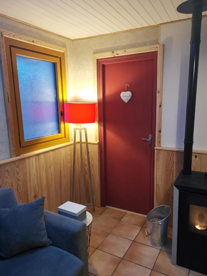Gite Ha-Py Chalet Campan Luaran gambar