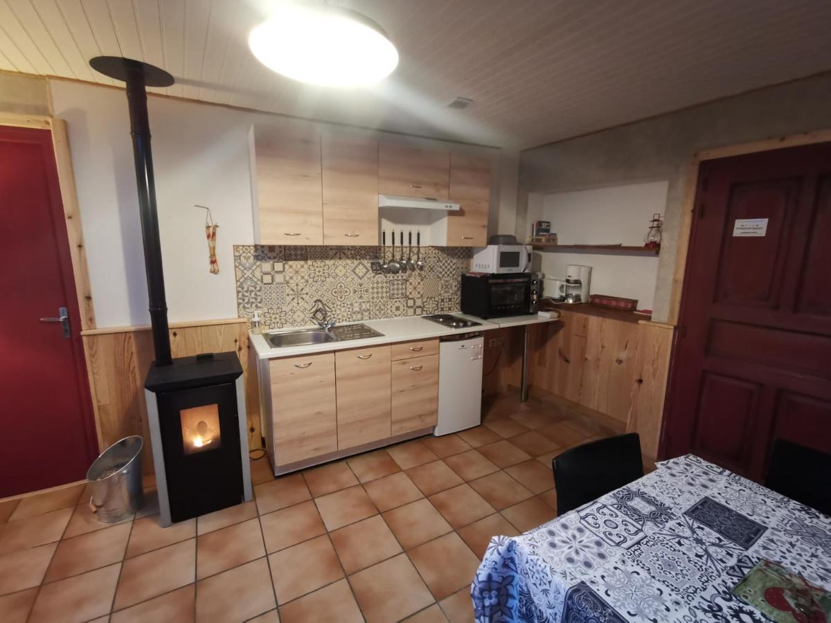 Gite Ha-Py Chalet Campan Luaran gambar