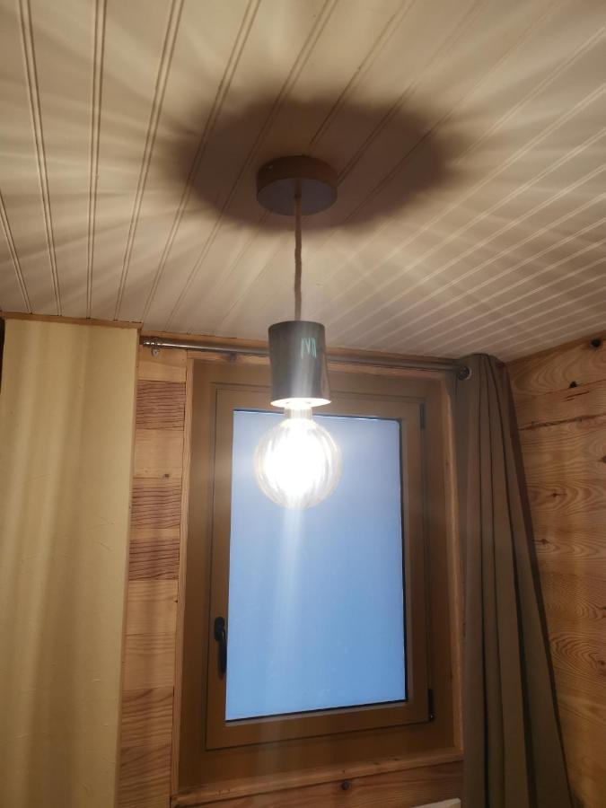 Gite Ha-Py Chalet Campan Luaran gambar